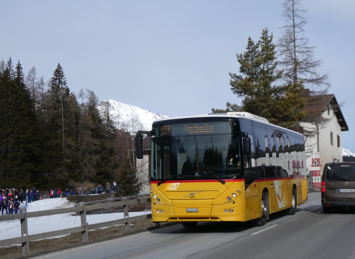 (272'313) - PostAuto Graubnden - GR 170'439/PID 10'464 - Volvo am 22. Februar 2025 in Lantsch/Lenz, Biathlon-WM