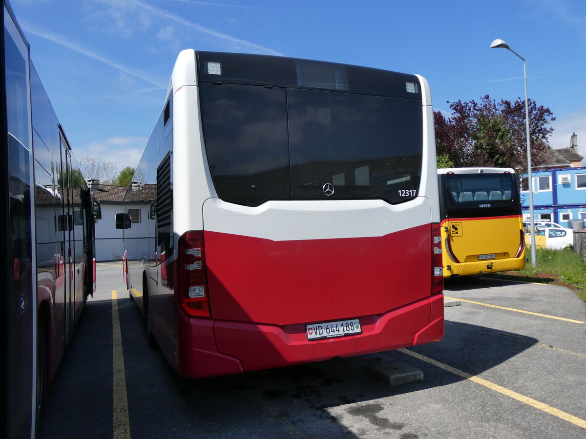 (274'243) - CarPostal Ouest - VD 644'188/PID 12'317 - Mercedes (ex Wiener Linien, A-Wien) am 26. April 2025 in Yverdon, Garage