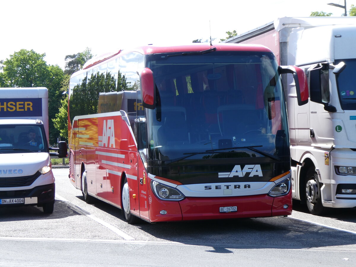 (274'827) - Aus der Schweiz: AFA Adelboden - Nr. 15/BE 26'702 - Setra am 6. Mai 2025 in Forst, Raststtte Bruchsal Ost