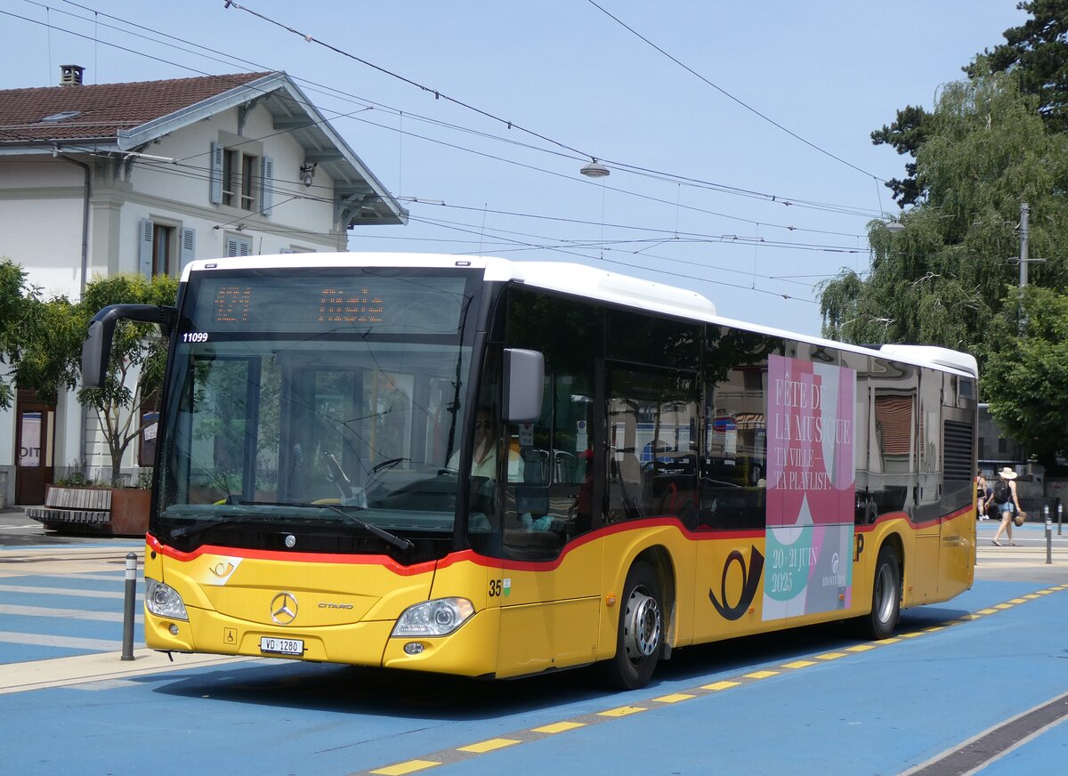 (276'698) - MOB Montreux - Nr. 35/VD 1280/PID 11'099 - Mercedes am 14. Juni 2025 beim Bahnhof Aigle