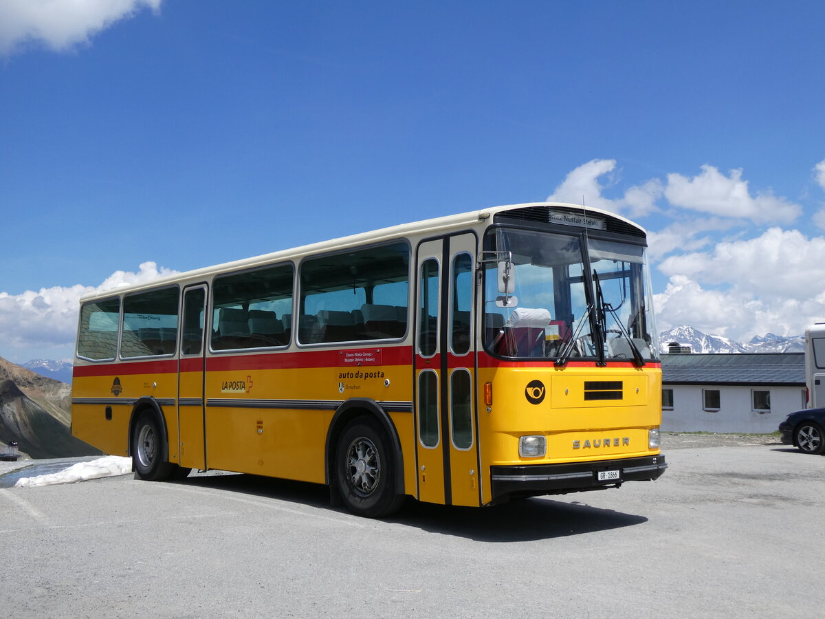(277'041) - Aus der Schweiz: Gaudenz, Andeer - GR 1866 - Saurer/R&J (ex Mark, Andeer PID 2824; ex PostAuto Graubnden; ex P 24'350) am 19. Juni 2025 auf dem Stilfserjoch