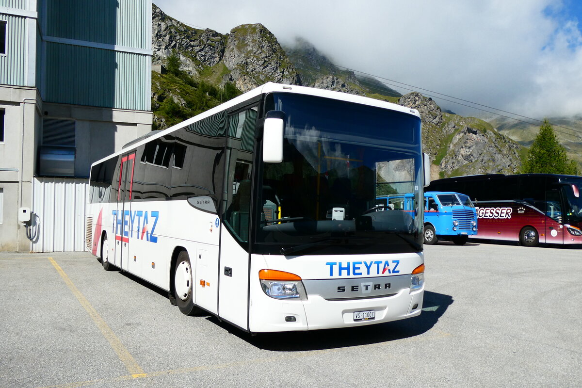 (279'292) - Theytaz, Sion - VS 11'007 - Setra am 23. August 2025 in Dixence, Le Chargeur