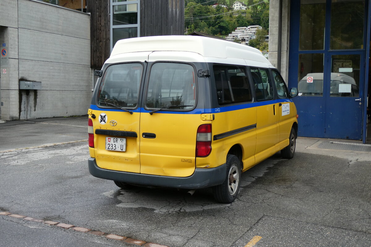 (280'193) - Fontana, Ilanz - Nr. 1/GR 233 U - Toyota (ex PostAuto Graubnden/PID 3401; ex Gemeinde, Duvin) am 9. September 2025 in Ilanz, Garage (Werkstattwagen)
