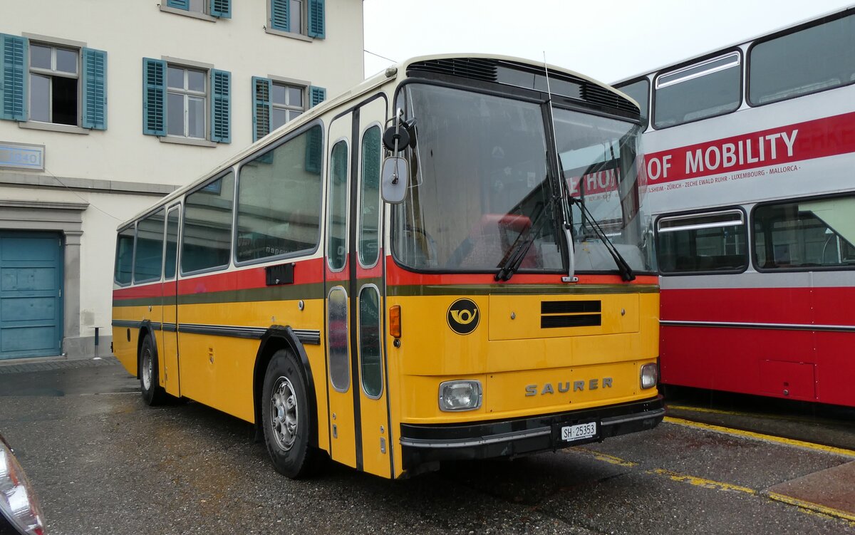 (280'696) - Peter, Winterthur - SH 25'353 - Saurer/Tüscher (ex Emch, Algetshausen; ex Maillard, Evolène; ex Segessenmann, Burgistein; ex P 24'229) am 27. September 2025 beim Bahnhof Wädenswil (280'696) - Peter, Winterthur - SH 25'353 - Saurer/Tüscher (ex Emch, Algetshausen; ex Maillard, Evolène; ex Segessenmann, Burgistein; ex P 24'229) am 27. September 2025 beim Bahnhof Wädenswil