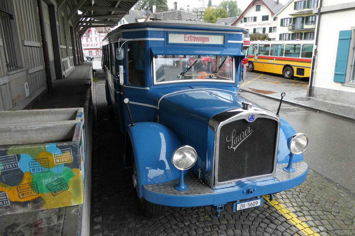 (280'700) - VBZ Zürich (TMZ) - Nr. 9/ZH 5609 - Saurer/SWS (ex Bamert, Wollerau; ex BBA Aarau Nr. 1; ex VBZ Zürich Nr. 209; ex VBZ Zürich Nr. 9) am 27. September 2025 beim Bahnhof Wädenswil (280'700) - VBZ Zürich (TMZ) - Nr. 9/ZH 5609 - Saurer/SWS (ex Bamert, Wollerau; ex BBA Aarau Nr. 1; ex VBZ Zürich Nr. 209; ex VBZ Zürich Nr. 9) am 27. September 2025 beim Bahnhof Wädenswil