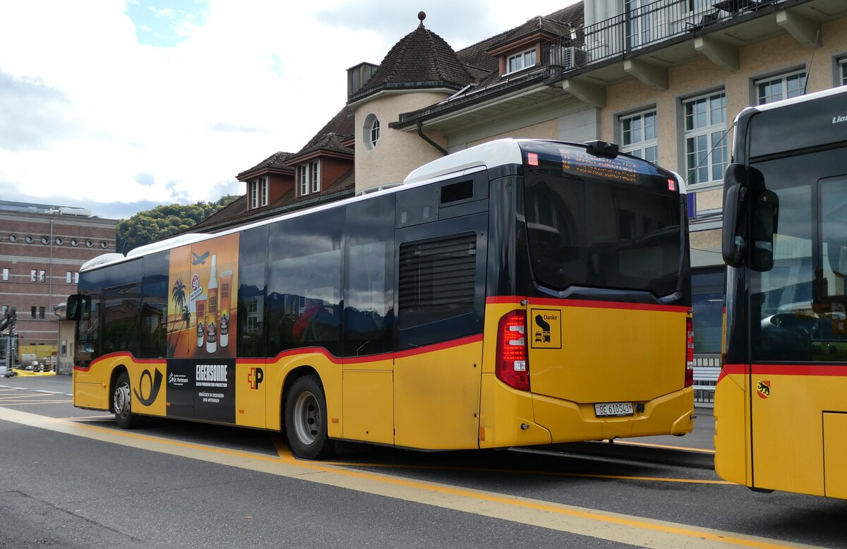 (281'036) - PostAuto Bern - BE 610'543/PID 11'687 - Mercedes am 5. Oktober 2025 beim Bahnhof Spiez (281'036) - PostAuto Bern - BE 610'543/PID 11'687 - Mercedes am 5. Oktober 2025 beim Bahnhof Spiez