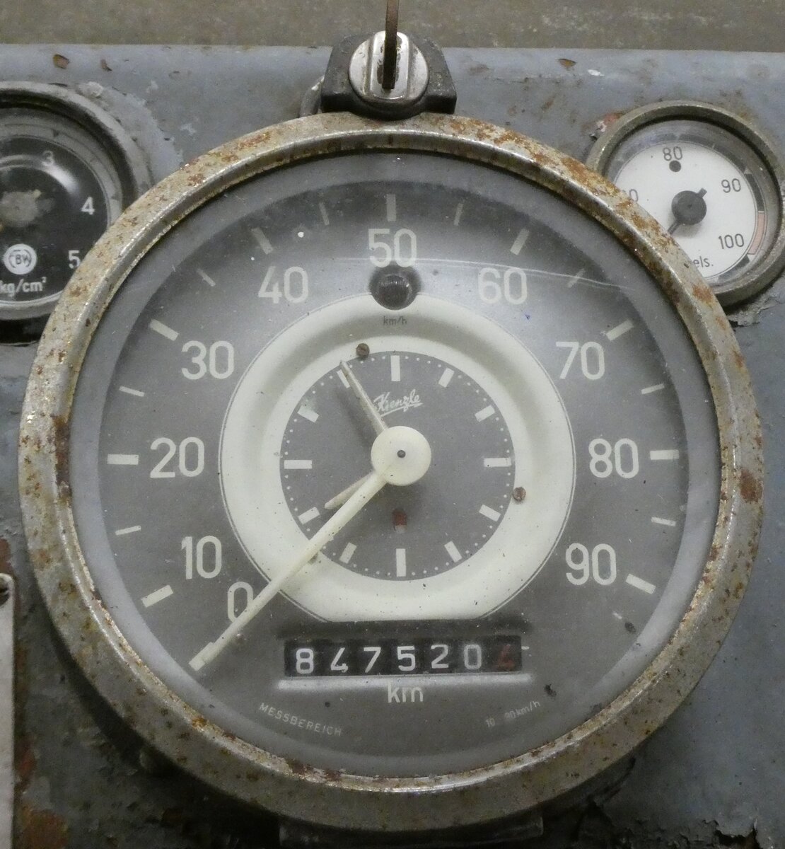 (281'591) - Koch-Sterchi, Ziefen (Rllin) - FBW/FHS am 18. Oktober 2025 in Nfels, FBW-Museum (Detailaufnahme - 847'520,4 Kilometer)