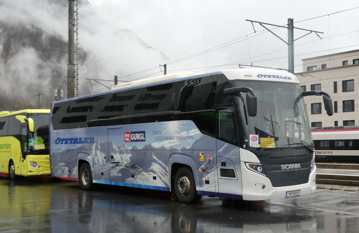 (282'057) - Aus Oesterreich: VG Slden - IM OVG 9 - Scania/Higer am 2. November 2025 beim Bahnhof Sargans