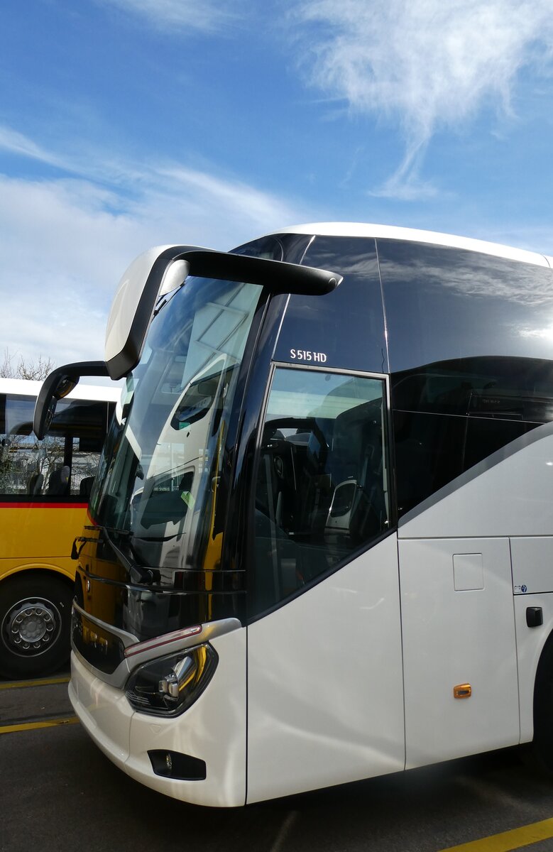 (282'414) - F�r Liechtenstein: Arlberg Express, Schaanwald - (135'203) - Setra am 15. November 2025 in Winterthur, Daimler Buses (Teilaufnahme)