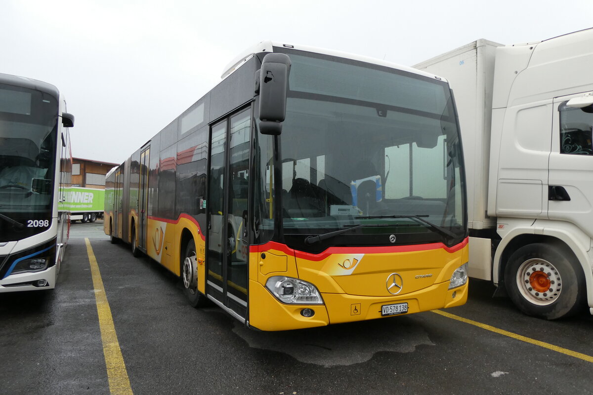 (282'845) - CarPostal Ouest - VD 578'138/PID 11'775 - Mercedes am 6. Dezember 2025 in Kerzers, Interbus