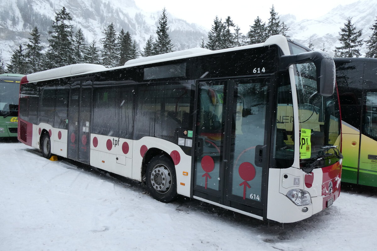 (283'942) - TPF Fribourg (Wieland 116) - Nr. 614/FR 300'318 - Mercedes (ex Nr. 1015) am 10. Januar 2026 in Adelboden, Unter dem Birg