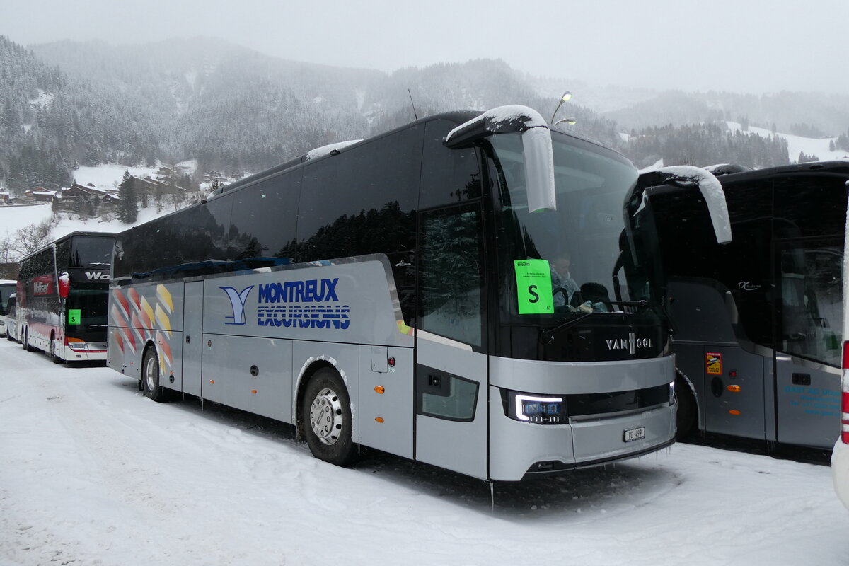 (284'045) - MOB Montreux - Nr. 4/VD 499 - Van Hool am 10. Januar 2026 in Adelboden, ASB