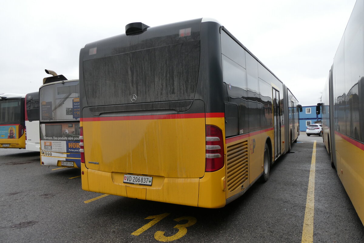 (284'492) - CarPostal Ouest - Nr. 11/VD 206'837/PID 5152 - Mercedes (ex PostAuto Wallis Nr. 11) am 31. Januar 2026 in Yverdon, Garage