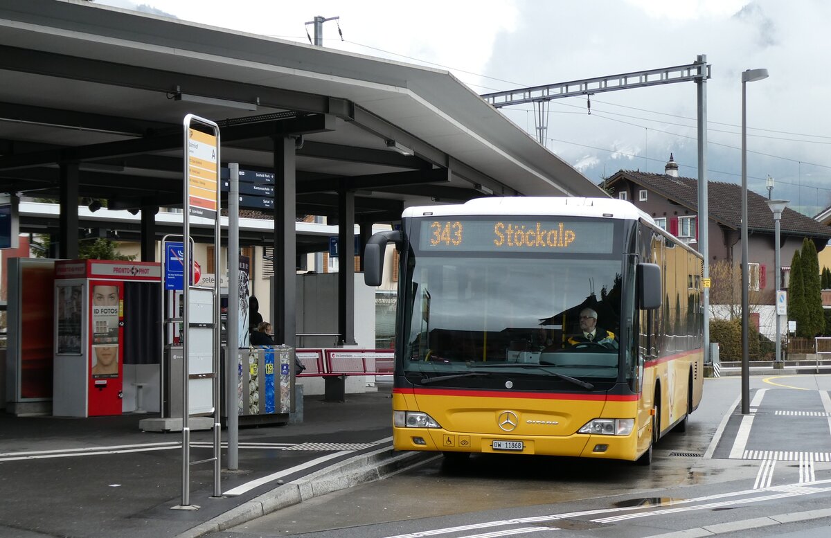 (284'953) - PostAuto Zentralschweiz - Nr. 3/OW 11'868/PID 5557 - Mercedes (ex H�fliger, Sursee Nr. 3) am 20. Februar 2026 beim Bahnhof Sarnen