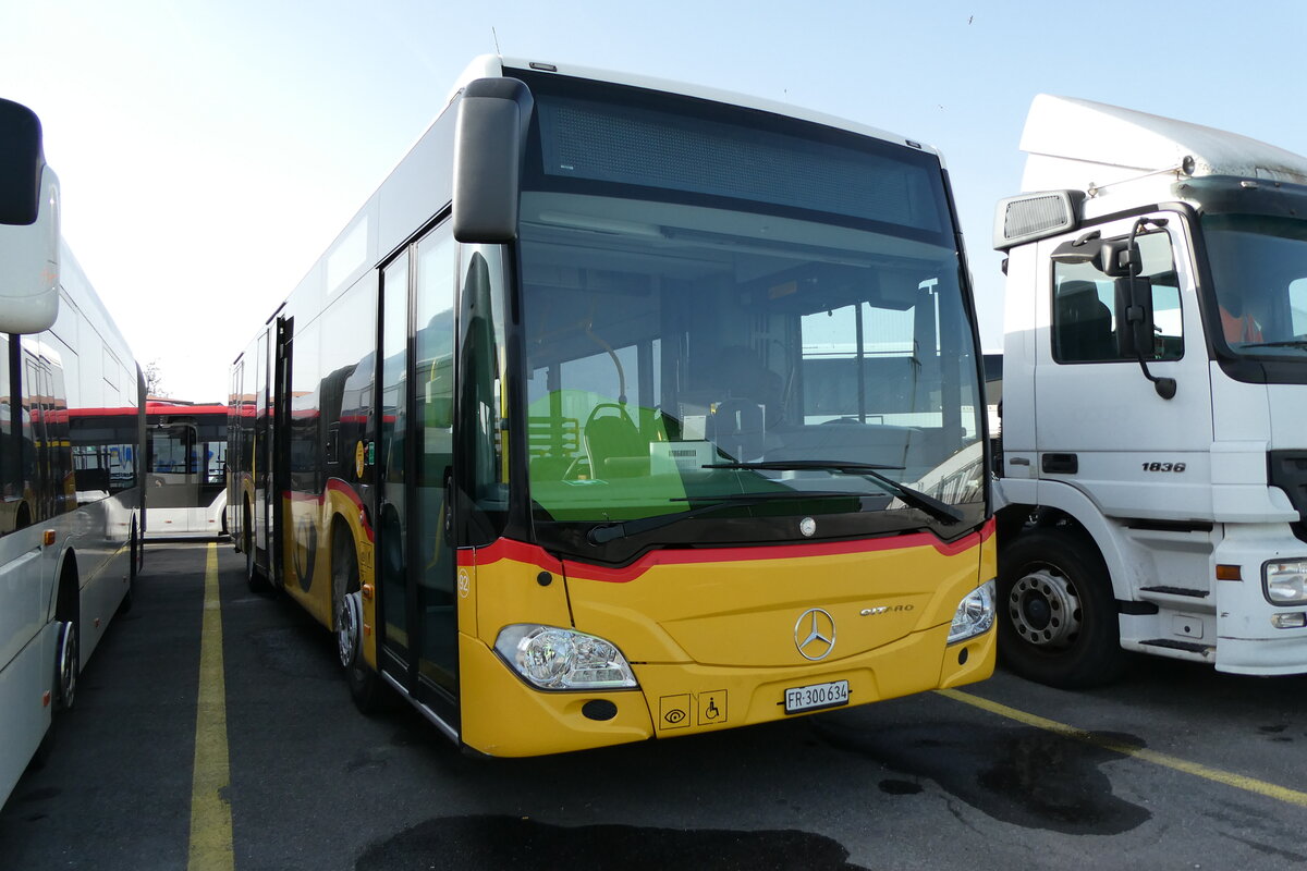 (285'274) - Wieland, Murten - Nr. 92/FR 300'634/PID 10'516 - Mercedes am 7. M�rz 2026 in Kerzers, Interbus