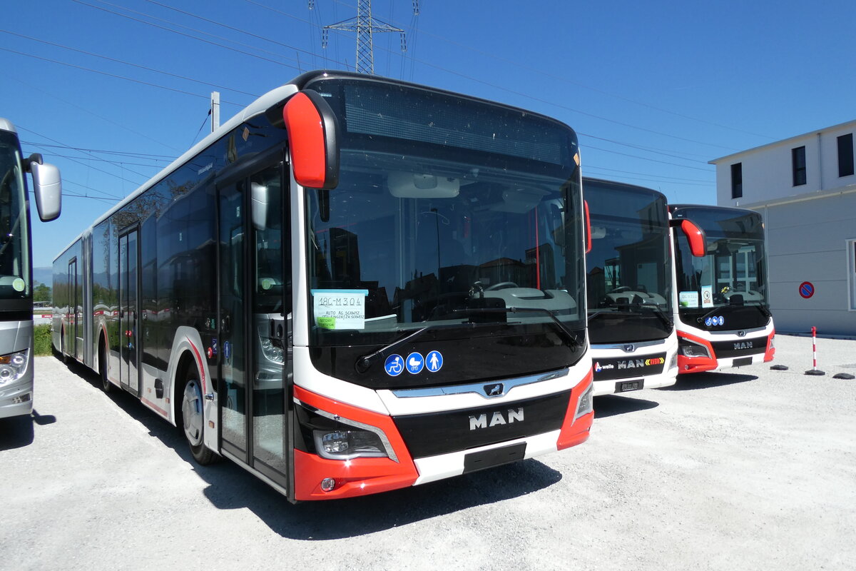 (286'404) - AAGS Schwyz - (18C-M304) - MAN am 25. April 2026 in Kerzers, Murtenstrasse