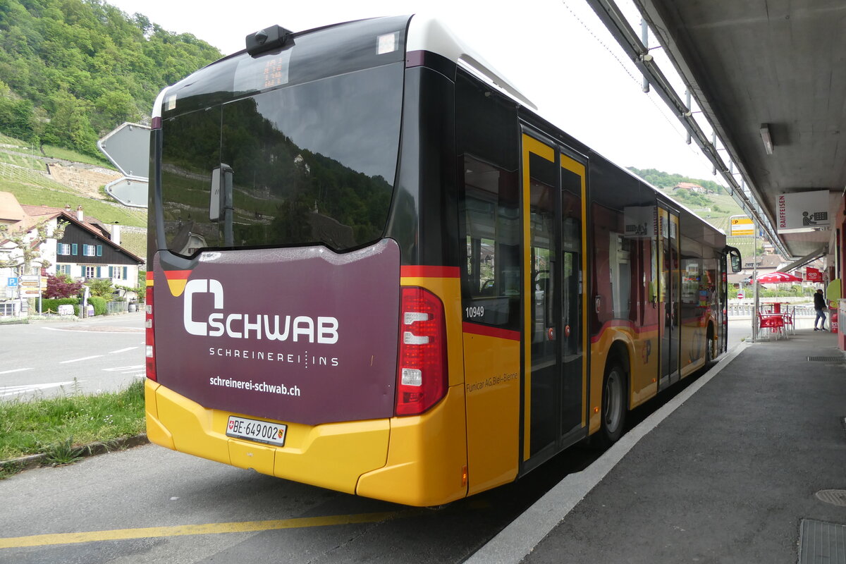 (286'459) - Funi-Car, Biel - Nr. EP12/BE 649'002/PID 10'949 - Mercedes (ex Eurobus, Bern Nr. 12) am 28. April 2026 beim Bahnhof Twann