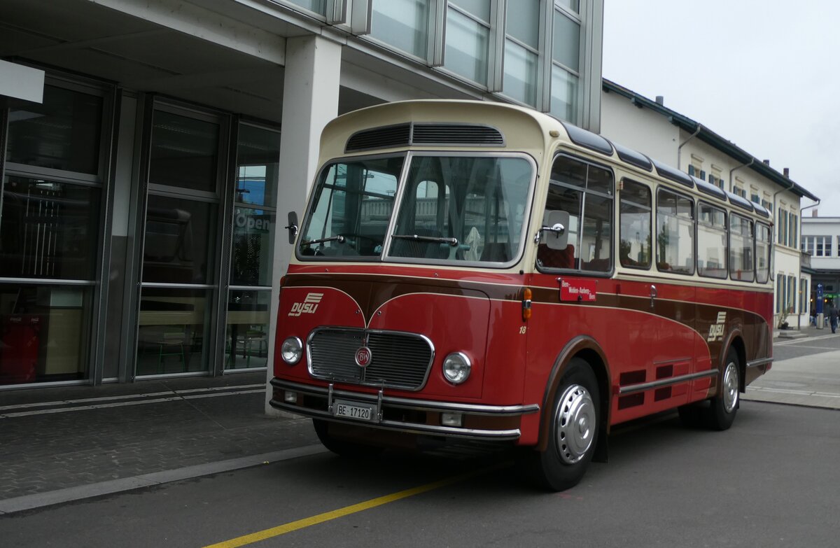 (286'855) - Dysli, Bern - Nr. 18/BE 17'120 - FBW/FHS (ex P 23'211; ex P 21'011) am 9. Mai 2026 beim Bahnhof Zofingen