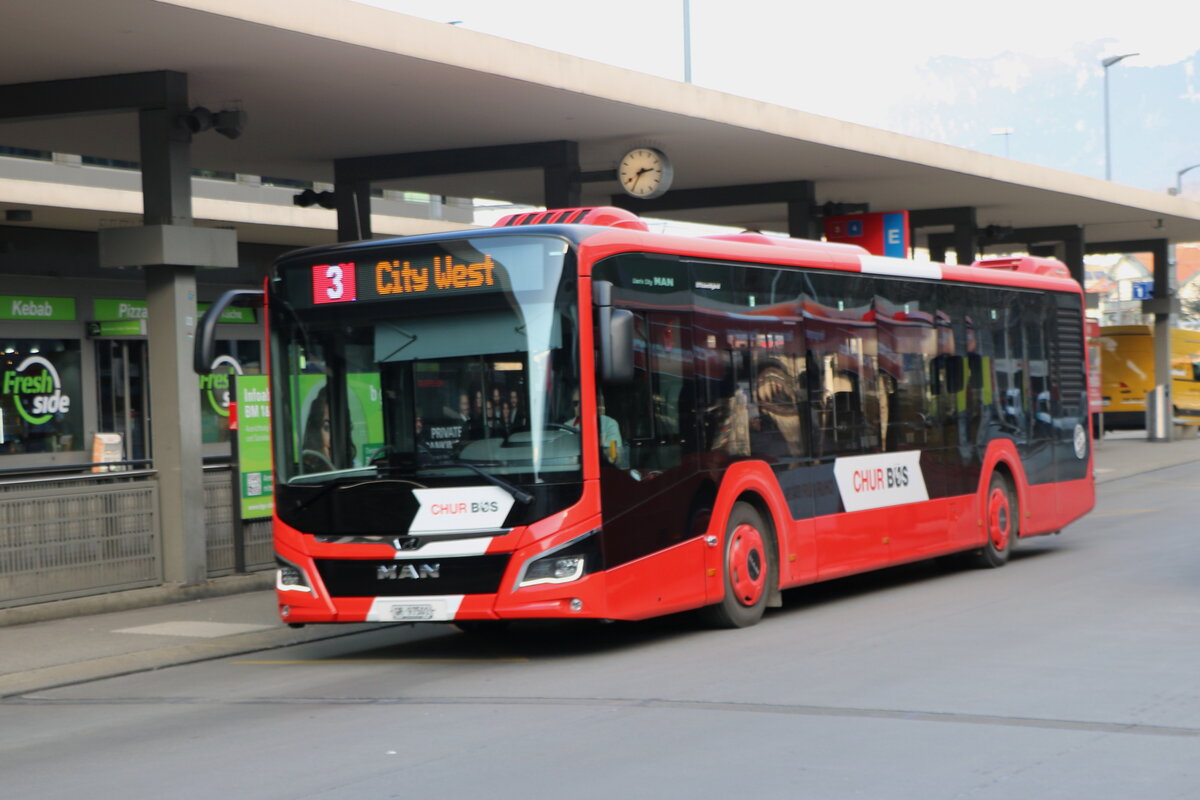 Chur Bus, Chur - Nr. 1/GR 97'501 - MAN am 15. Januar 2025 beim Bahnhof Chur (Aufnahme: Martin Beyer)