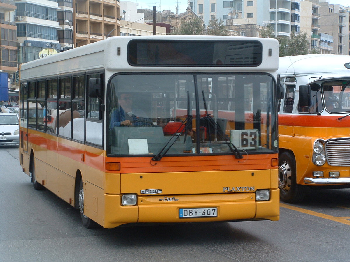 DBY 307
1997 Dennis Dart SLF
Plaxton Pointer B45F

One of the first low floor buses introduced to Malta, unusual in having a manual gearbox.

Photographed 2nd May 2009 in Sliema, Malta.