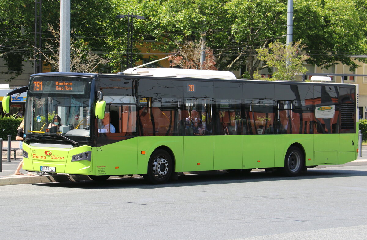 Flutura Reisen, Wuppertal - Nr. 9104/ME-FR 2034 - Gleryz am 17. Juni 2022 in Solingen (Aufnahme: Martin Beyer)