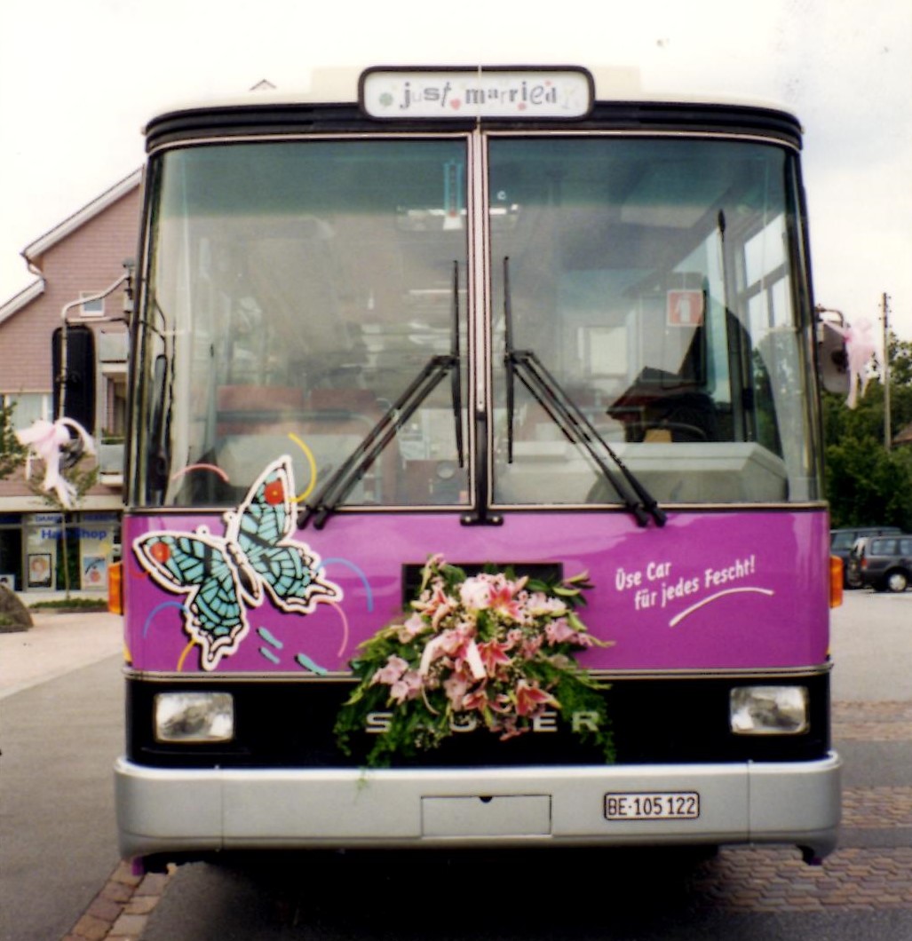 (MD146) - Aus dem Archiv: Lehmann, Dieterswil - Nr. 23/BE 105'122 - Saurer/Lauber (ex Stucki, Porrentruy Nr. 23) im Dezember 1995