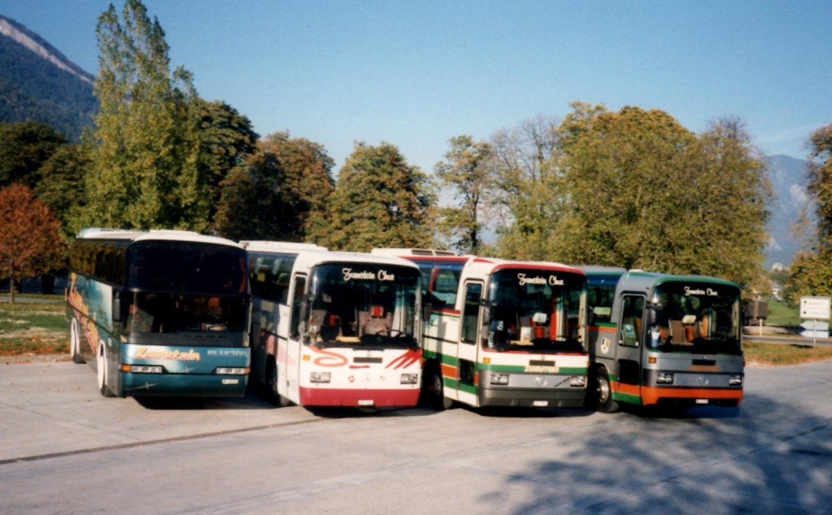 (MD322) - Aus dem Archiv: Zumstein, Chur - Neoplan + 3 Mercedes im Oktober 1995