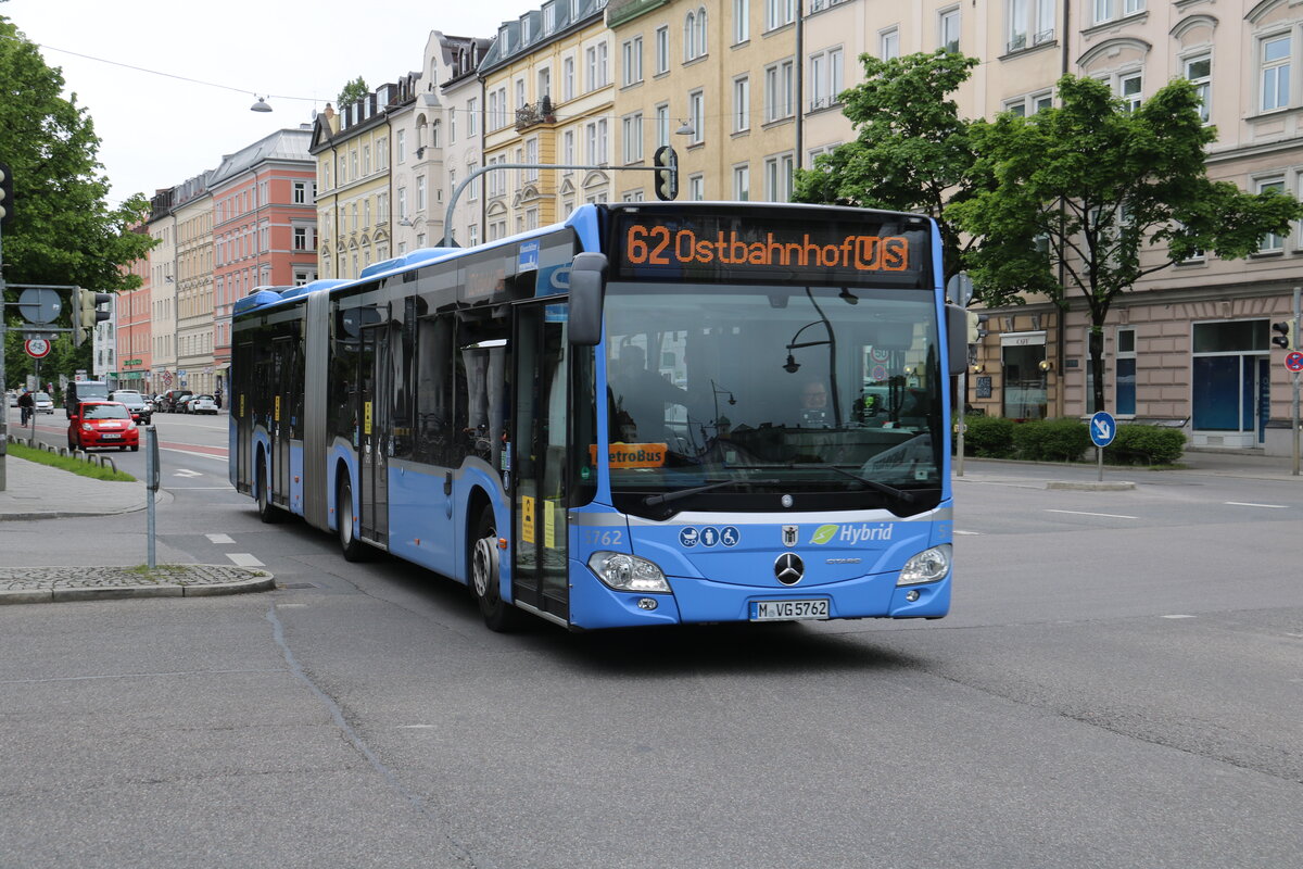 MVG Mnchen - Nr. 5762/M-VG 5762 - Mercedes am 26. Mai 2021 in Mnchen (Aufnahme: Martin Beyer)