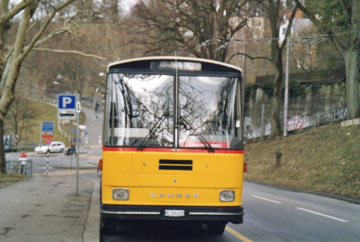 (R 2904) - Aus dem Archiv: Overney, Bern - BE 284'415 - (ex Autopostale, Croglio Nr. 10; ex Monti, Cademario Nr. 10; ex PostAuto Graubnden; ex Frigg, Zernez; ex P 24'403) am 7. Mrz 2004 in Bern, Brengraben