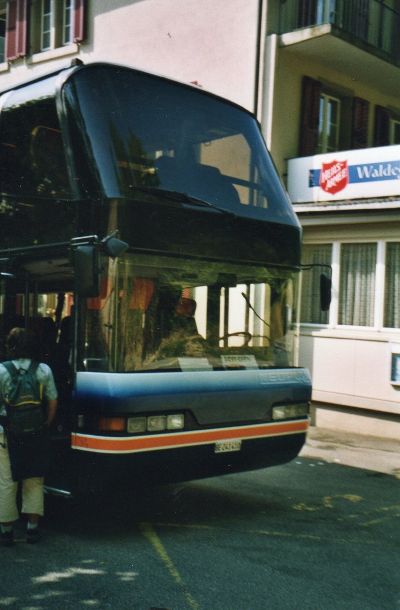 (R 3401) - Aus dem Archiv: Portmann, Scheuren - BE 241'410 - Neoplan am 19. Juli 2004 in Rickenbach, Waldeck (Teilaufnahme)