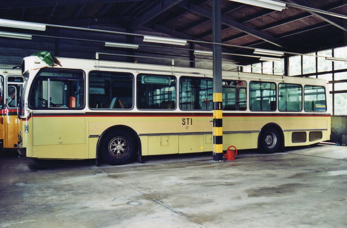 (R 5126) - Aus dem Archiv: STI Thun - Nr. 47 - Saurer/R&J am 29. Juli 2005 in Heimenschwand, Garage