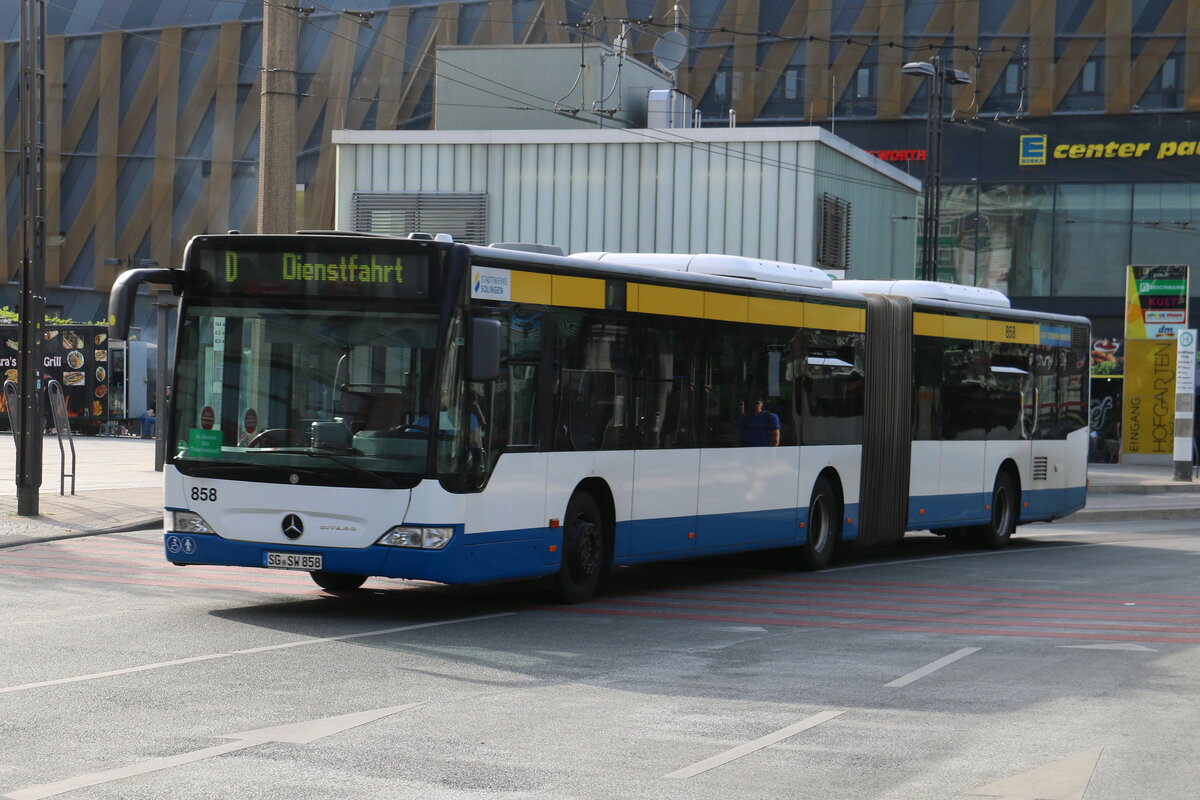 SWS Solingen - Nr. 858/SG-SW 858 - Mercedes am 18. Juni 2022 in Solingen (Aufnahme: Martin Beyer)