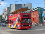 (190'400) - Sigthseeing, Melbourne - 9352 AO - Leyland (ex England) am 19. April 2018 in Melbourne