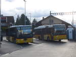 (212'925) - PostAuto Bern - Nr. 202/BE 724'202 - MAN (ex RBS Worblaufen Nr. 202) + BE 614'040 - MAN/Gppel (ex AVG Meiringen Nr. 72) am 14. Dezember 2019 beim Bahnhof Mnsingen