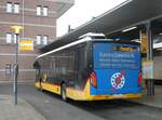 (269'849) - PostAuto Bern - BE 653'384/PID 12'063 - MAN am 14. Dezember 2024 beim Bahnhof Spiez