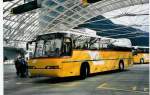 (062'210) - PostAuto Graubnden - GR 102'389 - Neoplan (ex P 25'856) am 29.