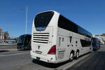 (287'890) - Vadstena Buss, Vadstena - YAY 152 - Neoplan am 9. Juni 2026 in Stockholm, Schloss