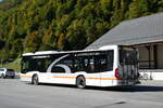 (281'050) - AAGU Altdorf - Nr. 25/UR 9452 - Mercedes am 7. Oktober 2025 beim Bahnhof Linthal (281'050) - AAGU Altdorf - Nr. 25/UR 9452 - Mercedes am 7. Oktober 2025 beim Bahnhof Linthal