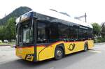 (278'574) - PostAuto Graubnden - GR 162'991/PID 12'081 - eSolaris am 5. August 2025 beim Bahnhof Saanen