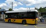 (278'575) - PostAuto Graubnden - GR 162'991/PID 12'081 - eSolaris am 5. August 2025 beim Bahnhof Saanen