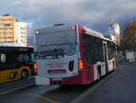 (270'772) - TPF Fribourg - Nr. 1022/FR 300'334 - Mercedes am 9. Januar 2025 beim Bahnhof Ddingen