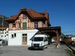 (241'872) - BLS Bern - Nr. 2/BE 635'322 - VW am 27. Oktober 2022 in Frutigen, Alter Bahnhof