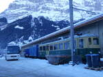 (271'256) - Hilrio, Schtz - LU 180'801 - Volvo am 18. Januar 2025 beim Bahnhof Grindelwald Grund