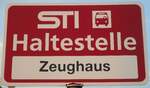 (133'355) - STI-Haltestellenschild - Gwatt, Zeughaus - am 21.