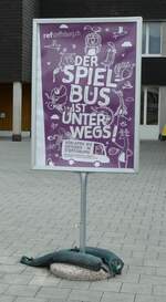 (236'530) - Infotafel - Der Spielbus ist unterwegs - am 30.