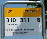 (250'874) - PostAuto-Haltestellenschild - Sarnen, Bahnhof - am 1.