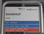 (159'594) - LLB/RegionAlps-Haltestellenschild - Leuk, Bahnhof - am 2. April 2015